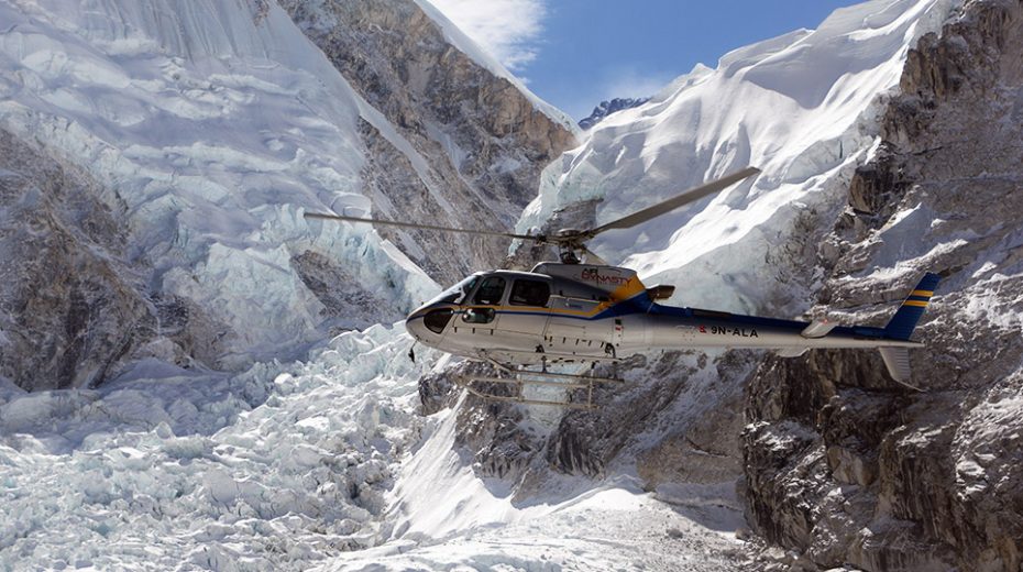 Everest View Luxury Heli Trek_Nepal-Mt-Everest-Base-Camp-Helicopter