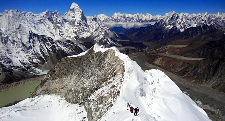 Everest Base Camp Trek with Island Peak_island peak climbing