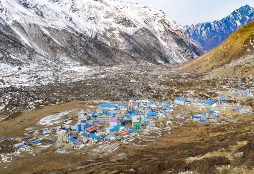 Kyanjin-Gompa-Village